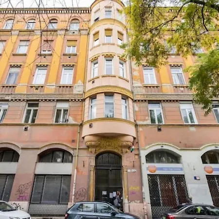 Klauzal Garden City Apartments- Studio K31 Apartment *