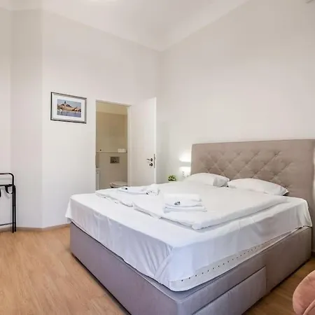 Klauzal Garden City Apartments- Studio K31 Apartment Budapest